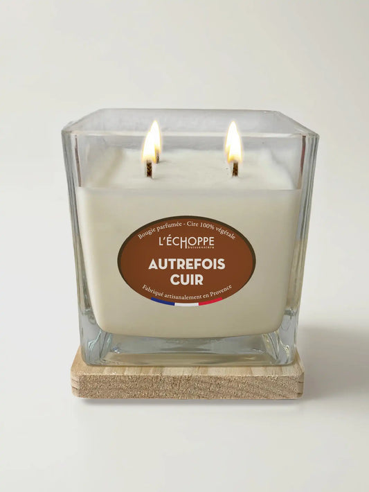 Autrefois Cuir - Bougie parfumée 400g